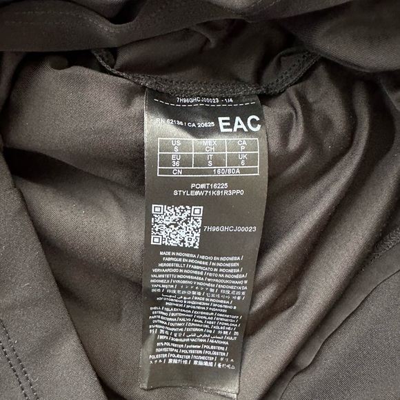 Guess Off-Shoulder Ruffle Bodycon Dress - Picture 6 of 6